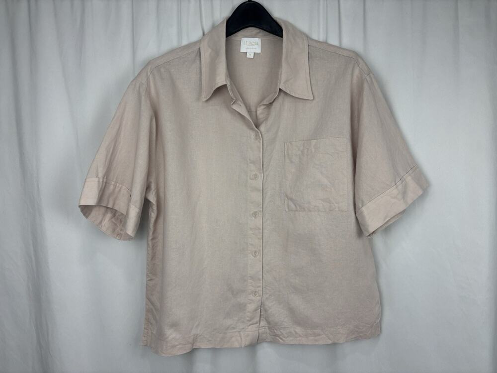Le Rose Women's Linen Shirt Size M Beige Short Sleeve Button Down Pocket Relaxed